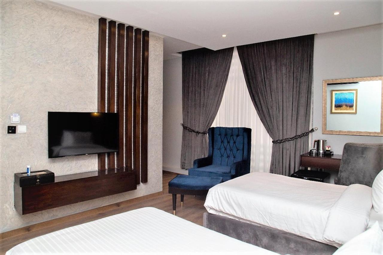 The Orchard Hotel Lahore Ngoại thất bức ảnh