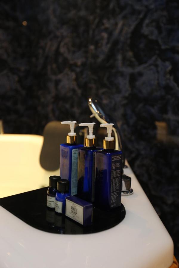 The Orchard Hotel Lahore Ngoại thất bức ảnh