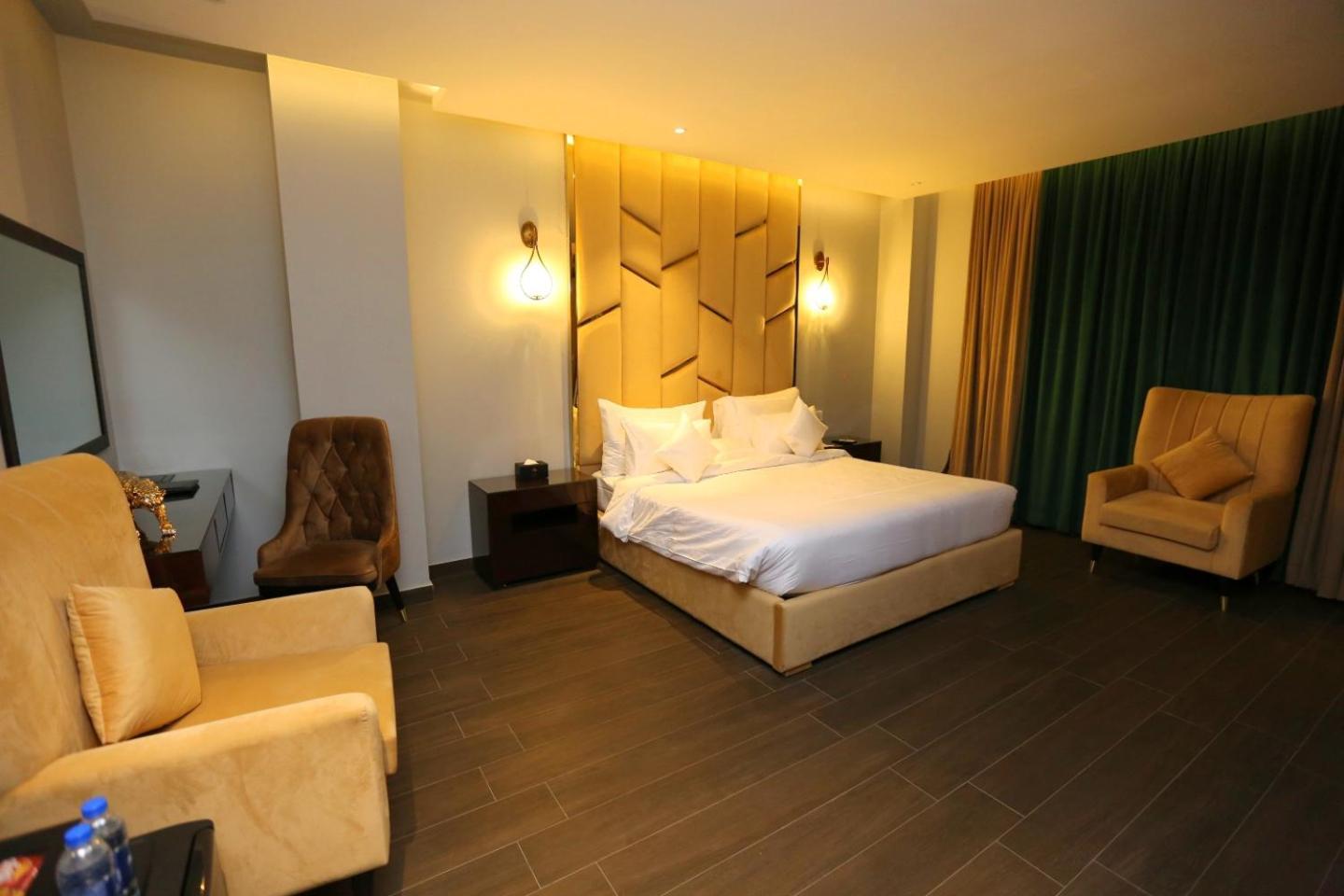 The Orchard Hotel Lahore Phòng bức ảnh